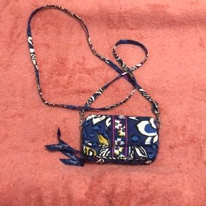 Vera bradly small crossbody purse